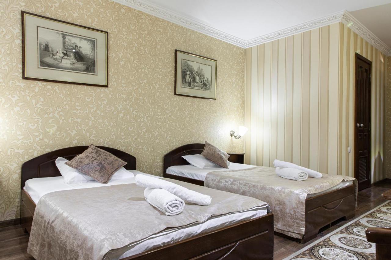 Hotel Nur M Taškent Exteriér fotografie