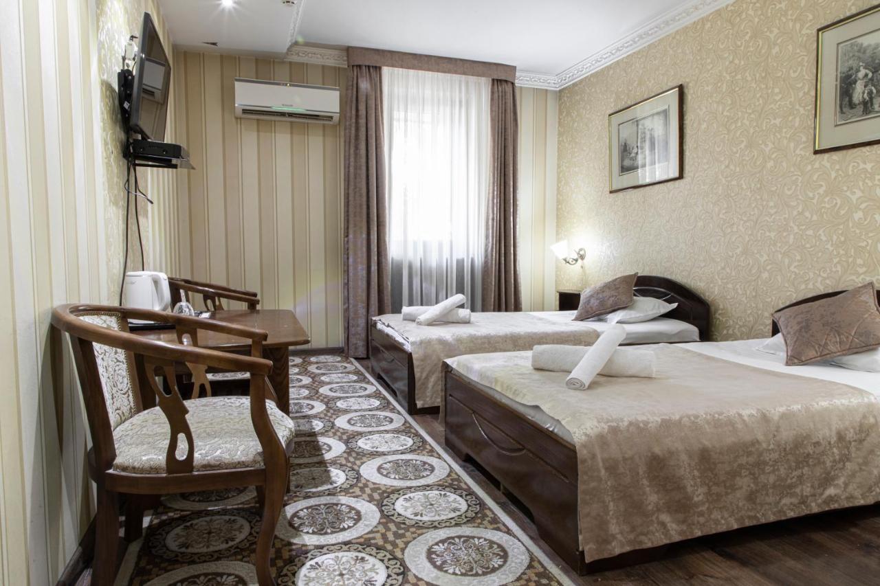 Hotel Nur M Taškent Exteriér fotografie