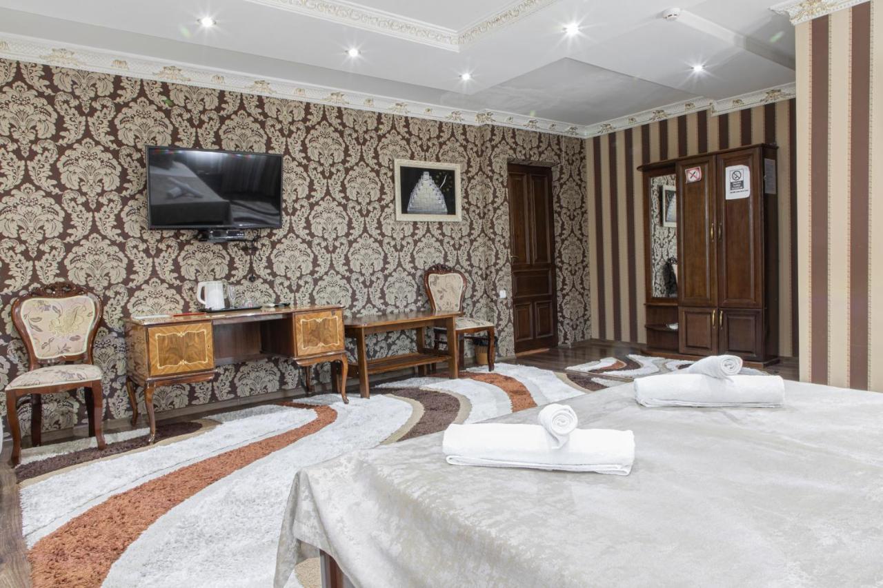 Hotel Nur M Taškent Exteriér fotografie