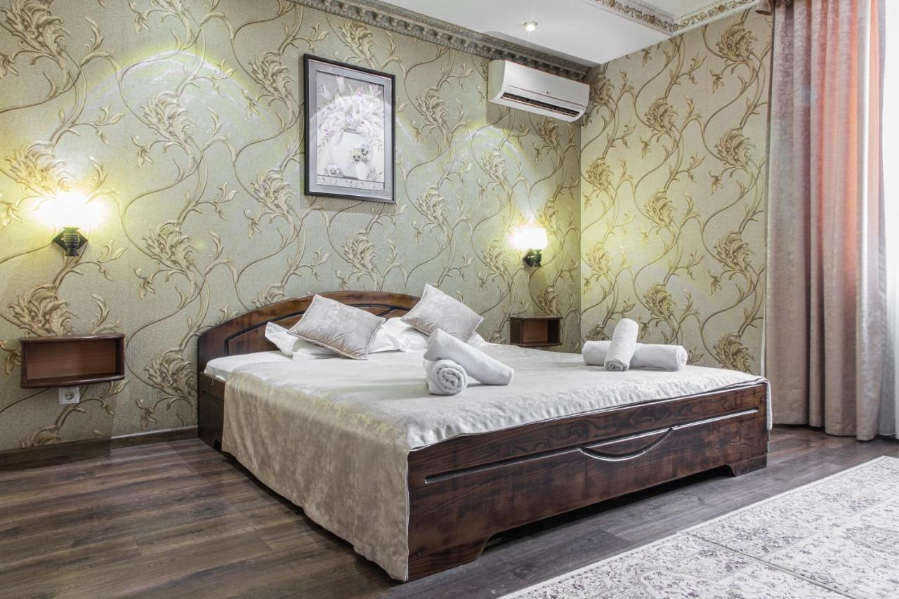 Hotel Nur M Taškent Exteriér fotografie