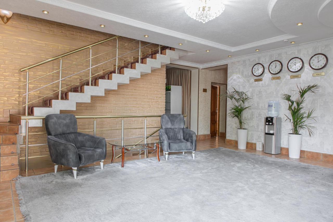Hotel Nur M Taškent Exteriér fotografie