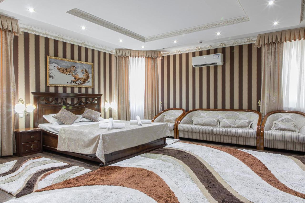 Hotel Nur M Taškent Exteriér fotografie